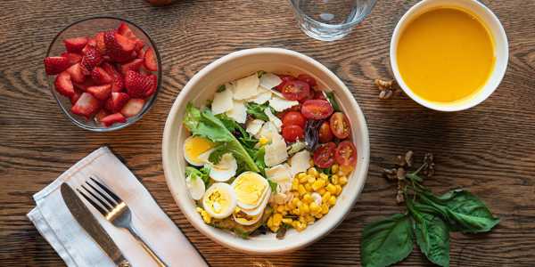 4 Deliciously Flavorful Spring Salad Recipes