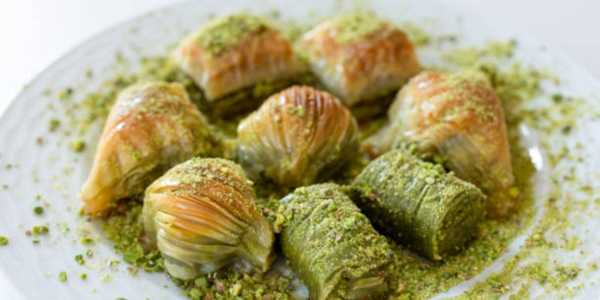 Baklava Recipe: Mastering Layers and Syrup Ratios